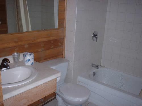 Riverview Lodge Wasaga Beach Room photo